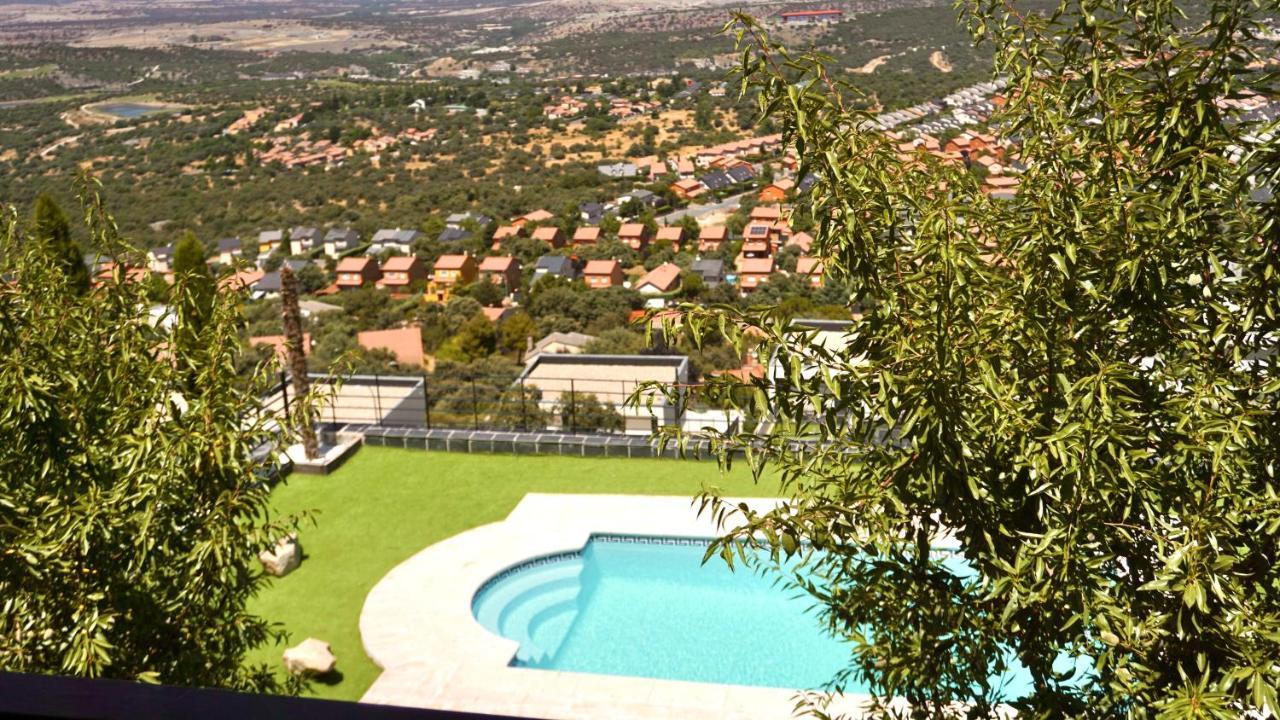 Villa Los Angeles El Espinar Exterior photo